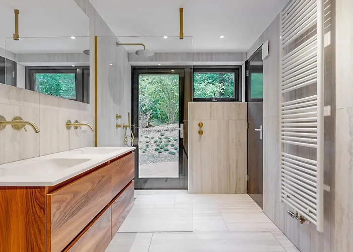 Luxury Forest 3 Bed * Groesbeek