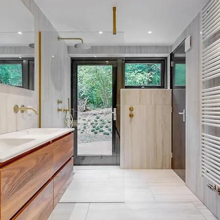 Luxury Forest 3 Bed * Groesbeek