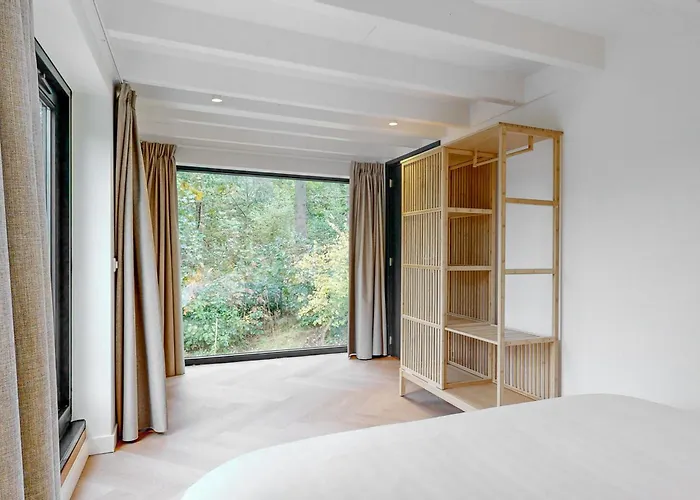 Luxury Forest 3 Bed Villa *